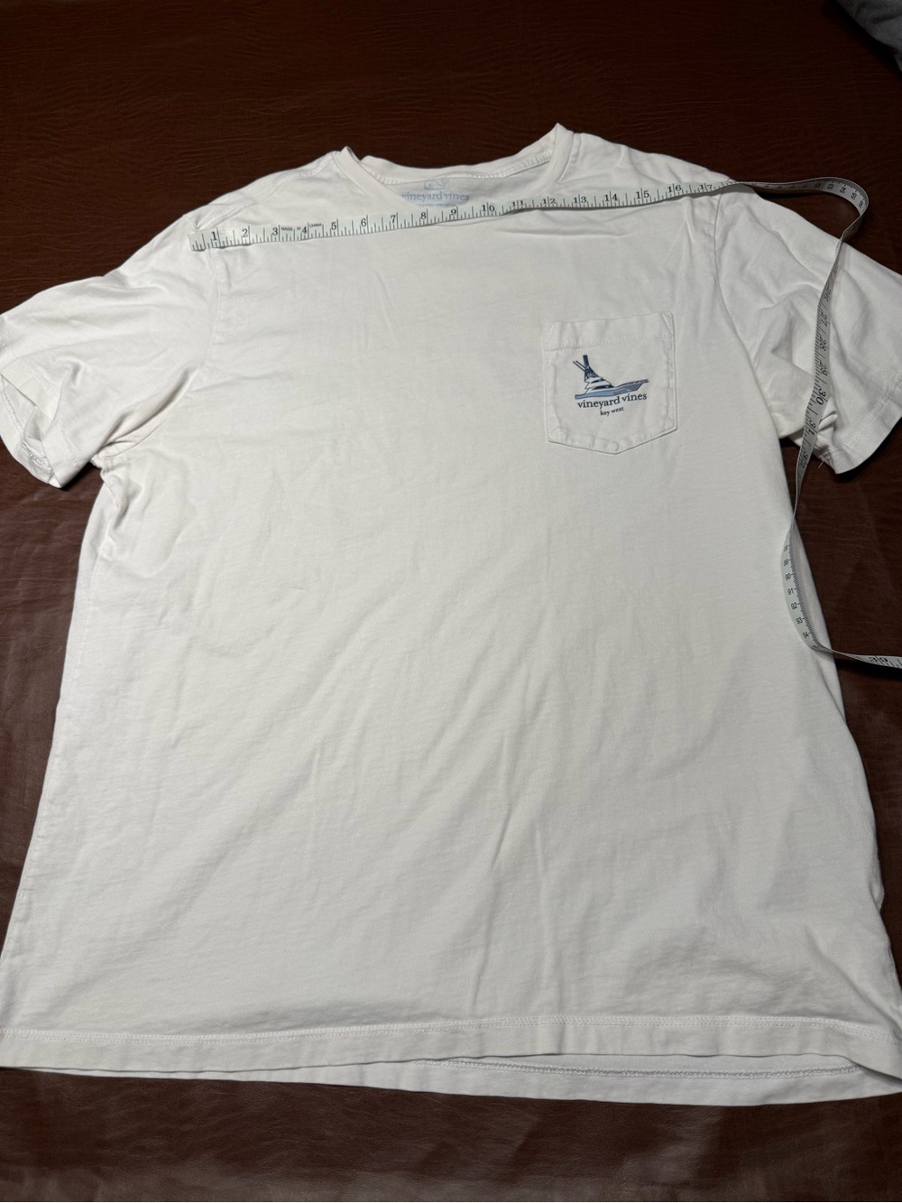 Vineyard Vines Men’s White Short Sleeve Pocket Tee